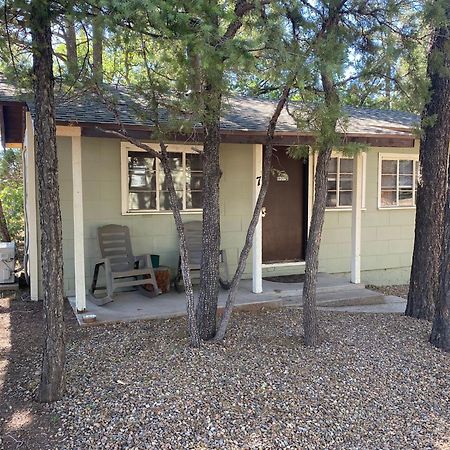 Hidden Rest Cabins And Resort Pinetop-Lakeside Bagian luar foto